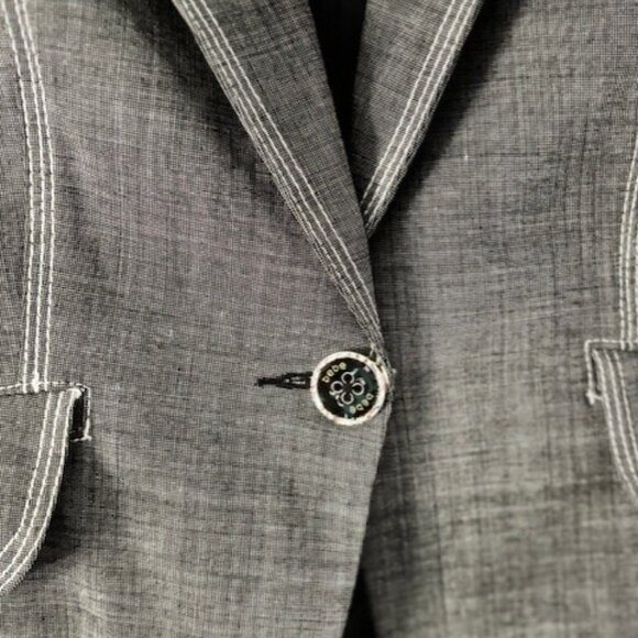 Bebe Blazer 8 Gray White Stitch Italian Luxe Modern Career Edgy Professional NWT - Picture 5 of 9